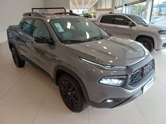 FIAT TORO 1.3 TURBO 270 FLEX VOLCANO AT6 FIAT TORO 1.3 TURBO 270 FLEX VOLCANO AT6
